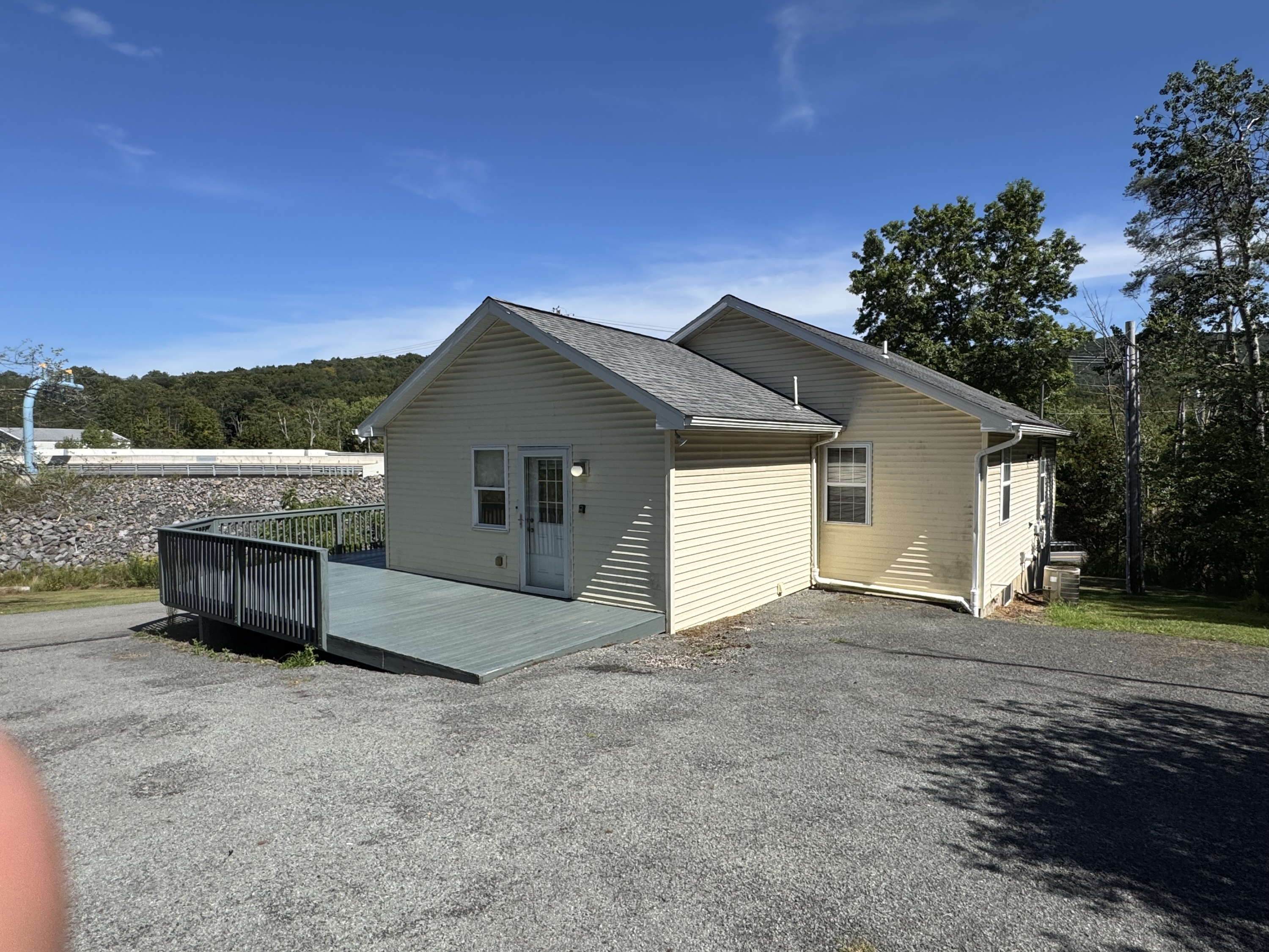 355 Edella Road