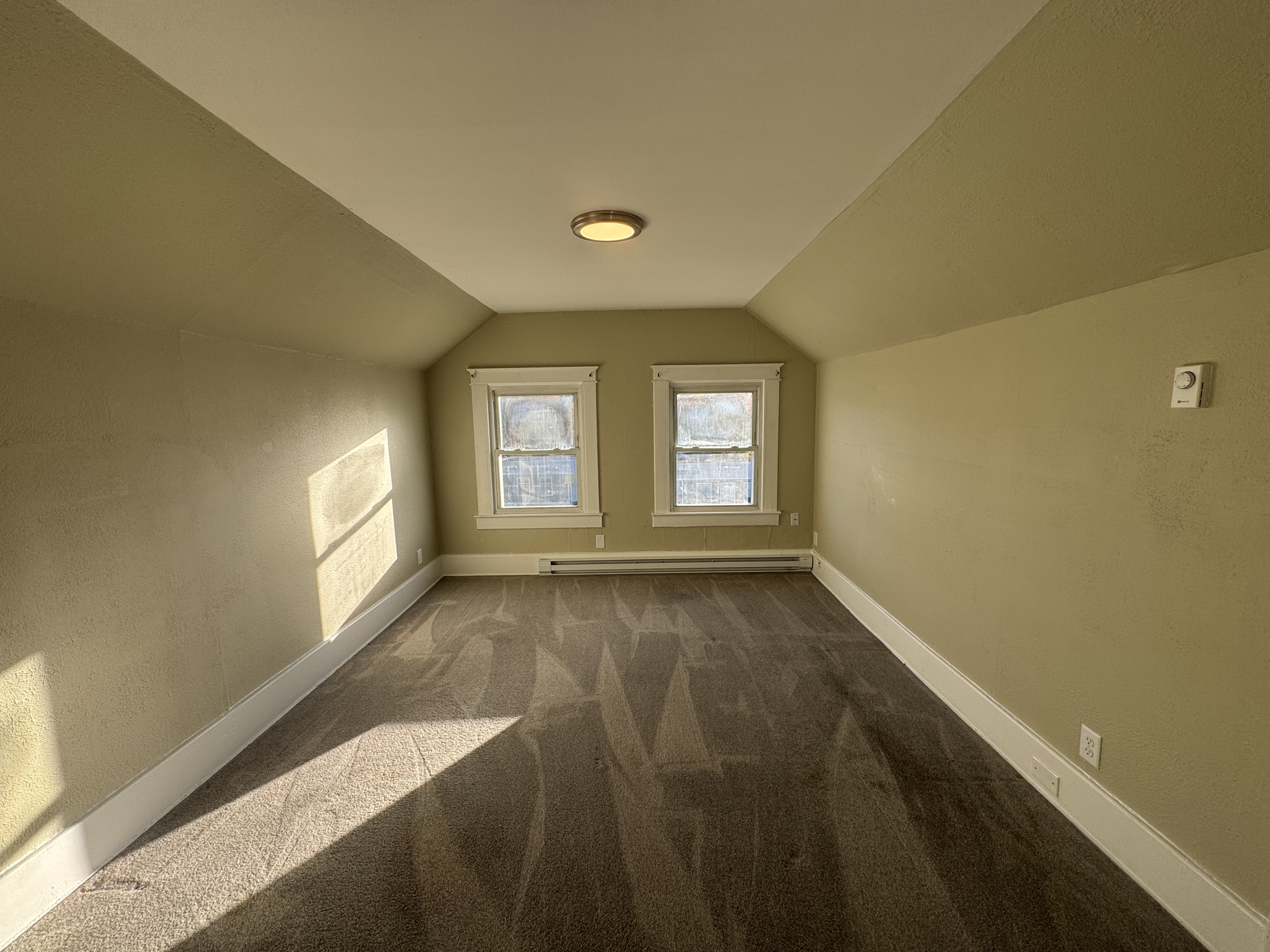 510 N State Street - 3 Upstairs